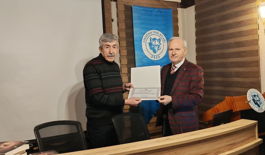 Türk Ocağında Kurultay 'dan TBMM'ye Hakimiyet Hikayesi Anlatıldı