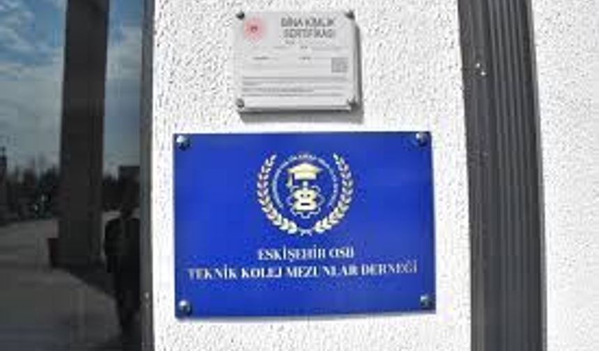 Eskişehir  OSB Teknik Koleji Mezunları Aynı Çatı Altında Buluştu