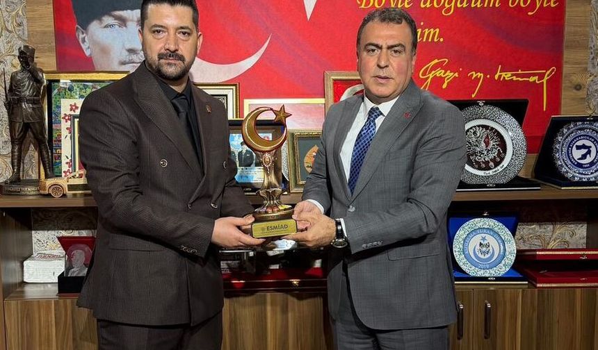 ESMİAD'dan  Ayhan Sezer'e Ziyaret
