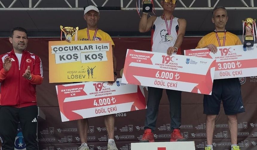 Eskişehirli Atlet Cenk Algın Ankara Yarı Maratonu’nda Şampiyon Oldu