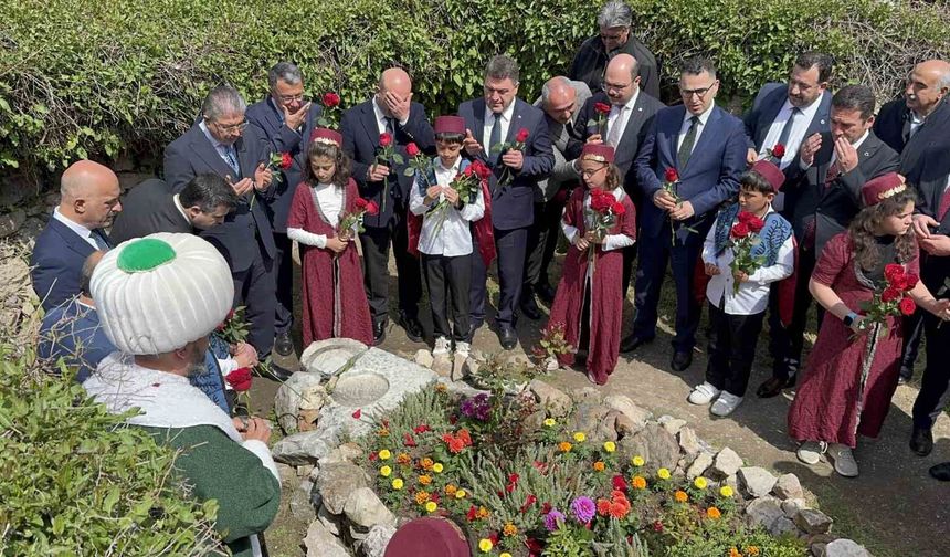 Yunus Emre vefatının 705'nci yılında anıldı