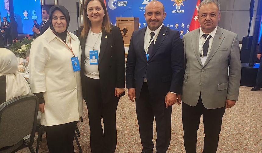 Gürhan Albayrak'tan Burcu Köksal'a Afyon Kökenli Yöneticileriyle hayırlı olsun temennisi
