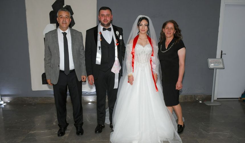 SEY-DER Başkanı Sami Türkmen’in Mutlu Günü: Oğuz ve Esin Dünyaevine Girdi!