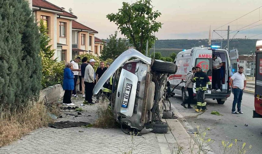 Kontrolünden çıkan aracın genç sürücüsü yaralandı