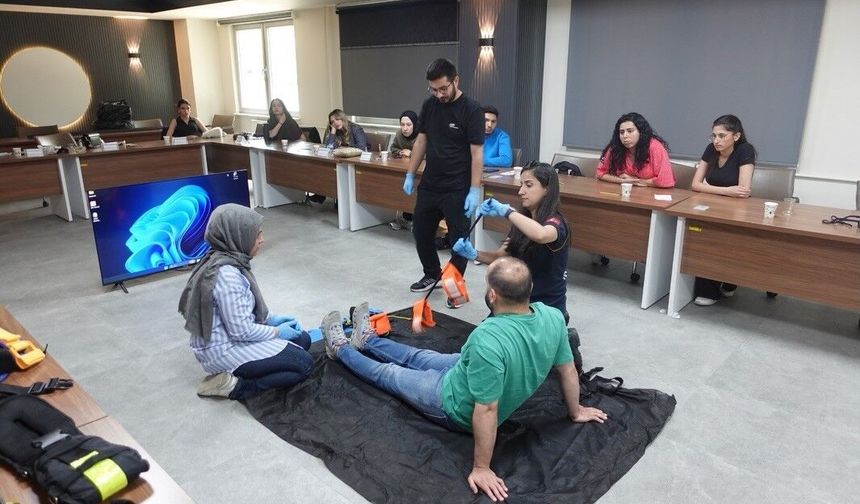 Zamana karşı yarışan sağlıkçılar Eskişehir'de TİLYAD eğitimini başarıyla tamamladı