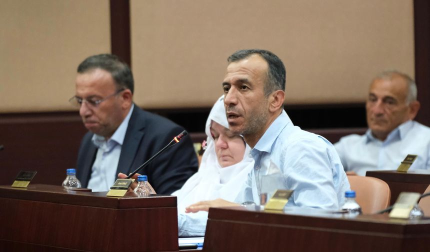 Ahmet Dönmez:Bu Meclis'te Eskişehir'in meseleleri konuşulmalı