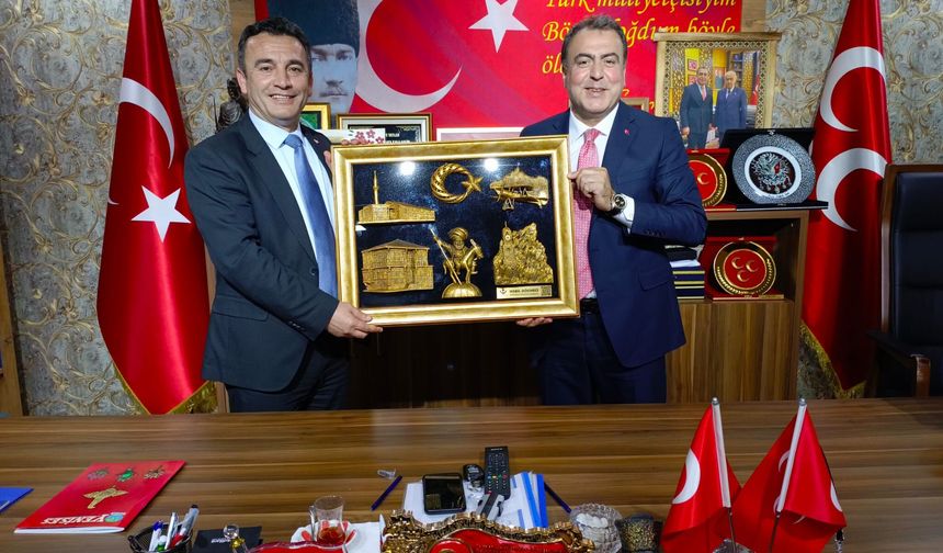 CHP'li Sivrihisar Belediye Başkanı 'ından MHP İl Başkanı Sezer 'e Ziyaret