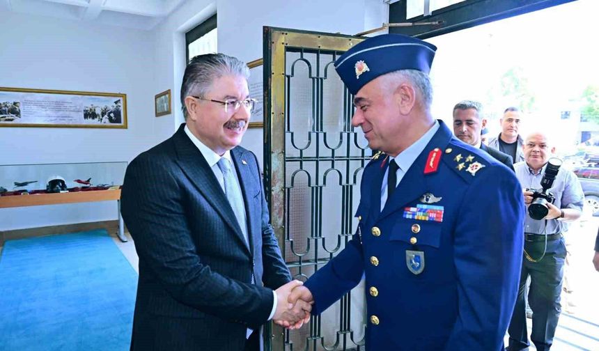 Hava Korgeneral Erdoğan Gür'den Vali Dr. Erdinç Yılmaz'a ziyaret
