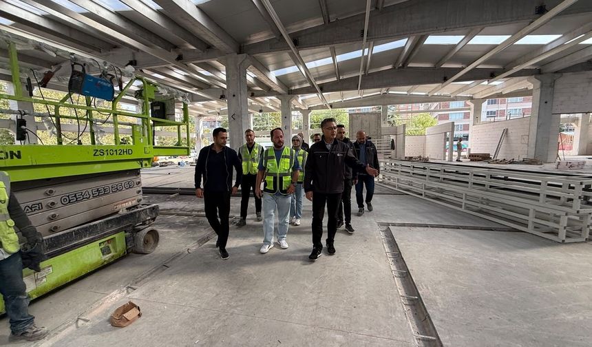 Eskişehir Kurtuluş Kapalı Pazar Yeri'nde fiziki gerçekleşme yüzde 75'e ulaştı