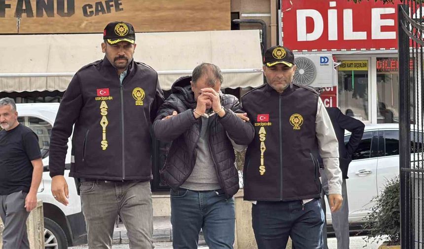 Eskişehir'de 9 yıldır firari olan ve 25 yıl hapis cezası ile aranan şahıs yakalandı