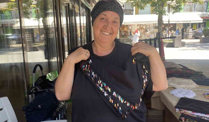 Her yazma için günlerce emek sarf ediyor