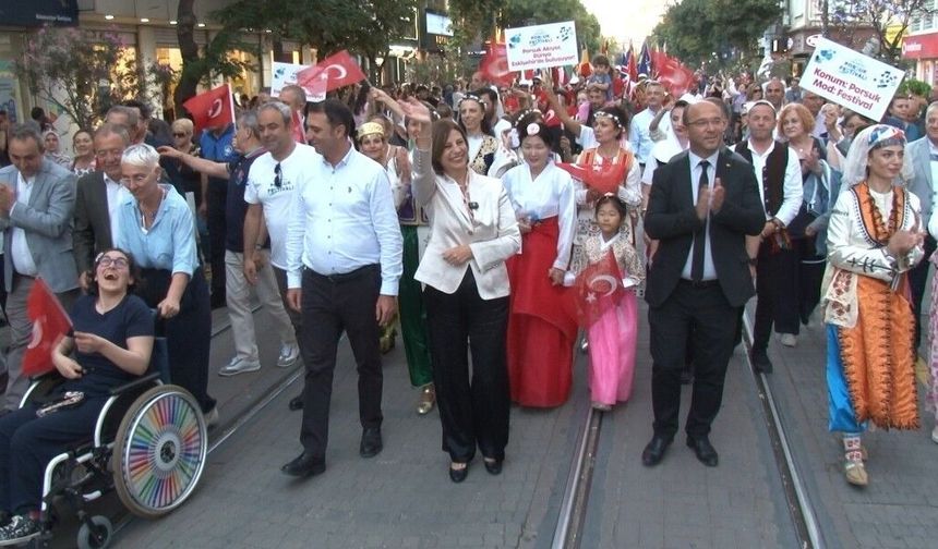 'Uluslararası Eskişehir Porsuk Festivali' coşkuyla başladı