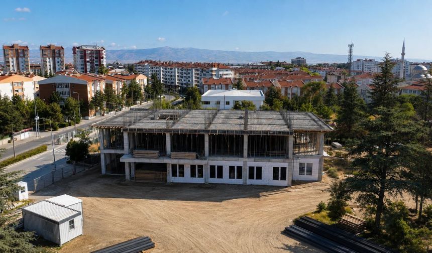 Sağlık Yatırımlarında Çalışmalar Hızla İlerliyor