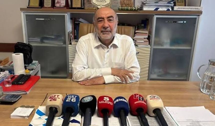 "Kapatılsın" Diyemedi, Topu Çevirdi de Çevirdi!