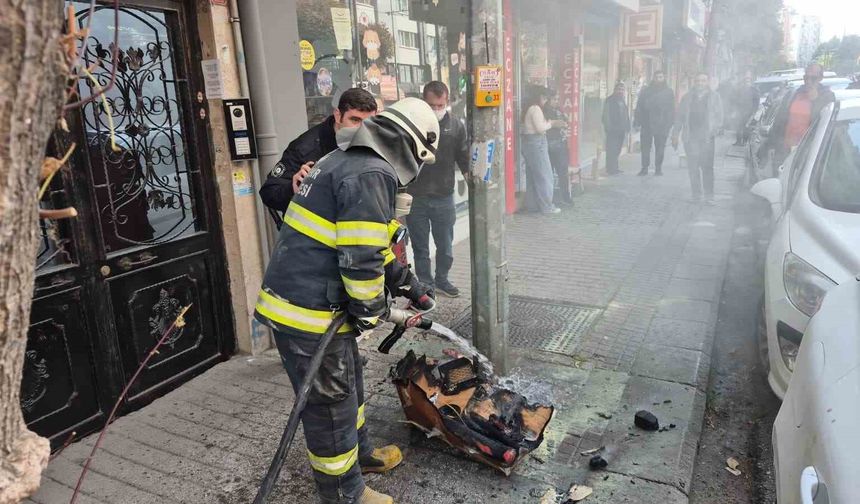 Dükkanında yangın çıkan kadın gözyaşları içinde kaldı: 'Bütün mallarım gitti, dükkanım gitti'