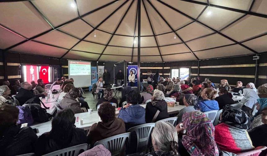 Eskişehir Büyükşehir Belediyesinden kadın çiftçilere 'Katma Değerli Üretim Eğitimi' verildi