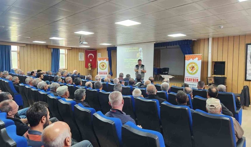 Eskişehir'de arıcılara 'Orman Yangınlarını Önleme ve Farkındalık' eğitim semineri: Belgesiz üreticilere konaklama izni yok