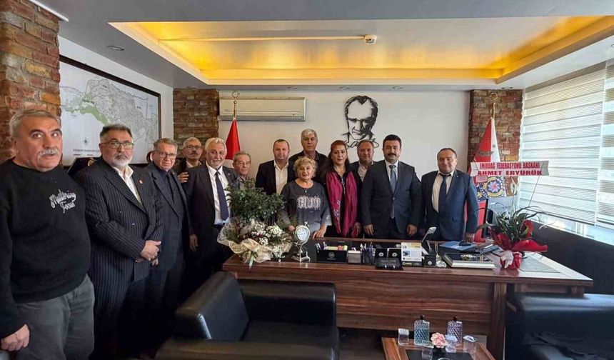 Eskişehir'deki sivil toplum kuruluşlarından İlçe Emniyet Müdürü Sivri'ye ziyaret