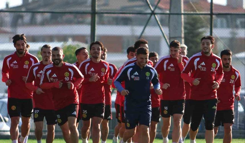 Eskişehirspor, Bursa Yıldırım SK maçına hazırlanıyor
