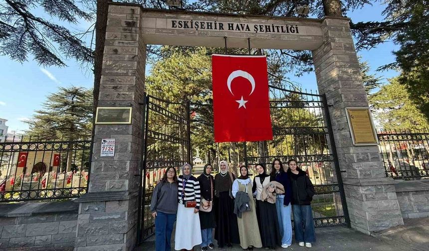 Üniversiteli gençlere şehir tanıtıldı