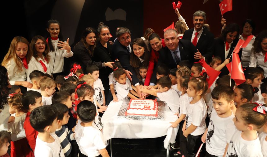 Es Çocuk Evi’nde Cumhuriyet Coşkusu