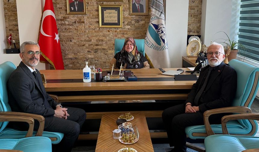 İl Sağlık Müdürü Bildirici 'den Mihalgazi Belediye Başkanına Ziyaret