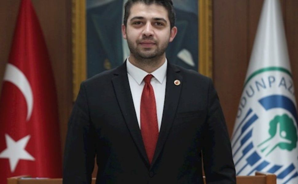 CHP'den Şok istifa Odunpazarı Belediye Meclis üyesi istifa etti