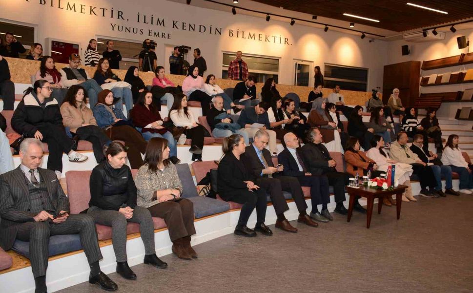 Anadolu Üniversitesi'nde 'Yapay Zekâ ve Sağlık' semineri düzenlendi