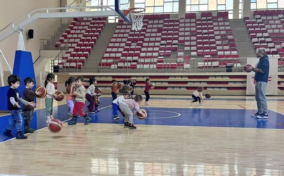 Eskişehirli miniklerin spor keyfi