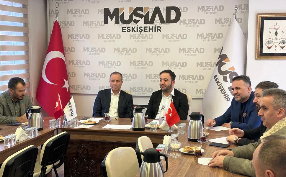 MÜSİAD Ankara Şube Başkanı Fatih Bilal Yülek ve Yönetim Kurulu üyeleri, MÜSİAD Eskişehir Şubesini ziyaret etti.