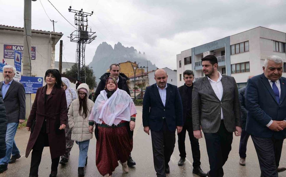 Başkan Zeynep Güneş'i İl Başkanı Albayrak ziyaret etti