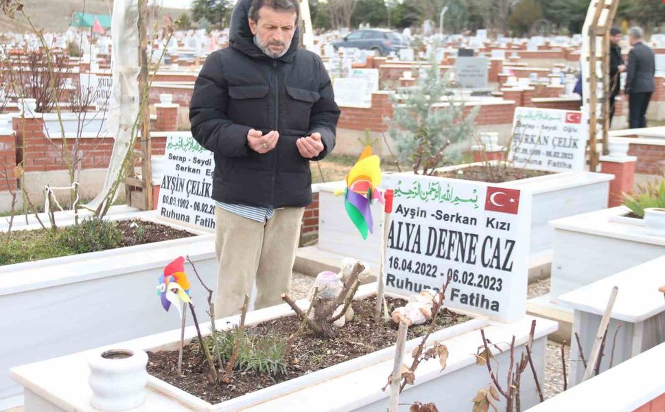 Depremde 9 aylık torununu, kızını, oğlunu ve damadını kaybeden baba: 'Torunum yeni yürüyordu'