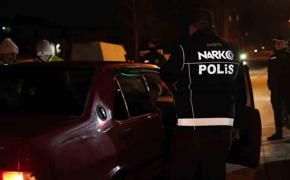 Eskişehir'de polisten uygulama