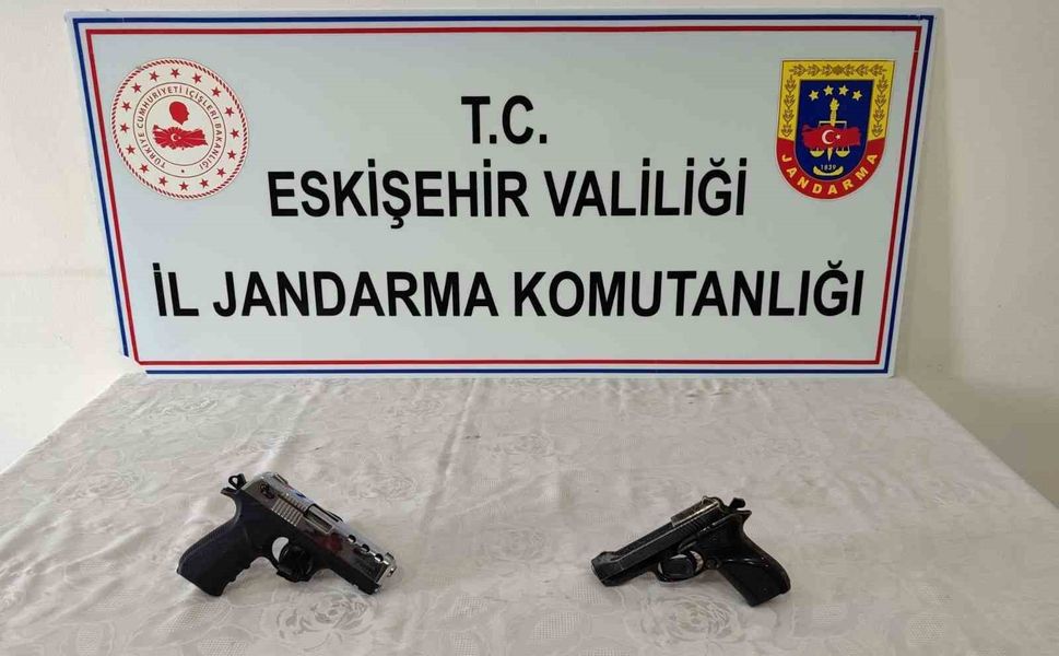 Eskişehir'de silah kaçakçılığı operasyonu