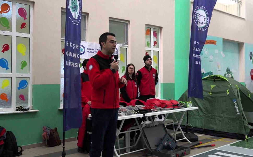 ESOGÜ'den ilkokullara uygulamalı afet bilinci eğitimi