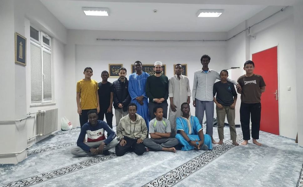 Gençlerden Ramazan'a anlamlı hazırlık