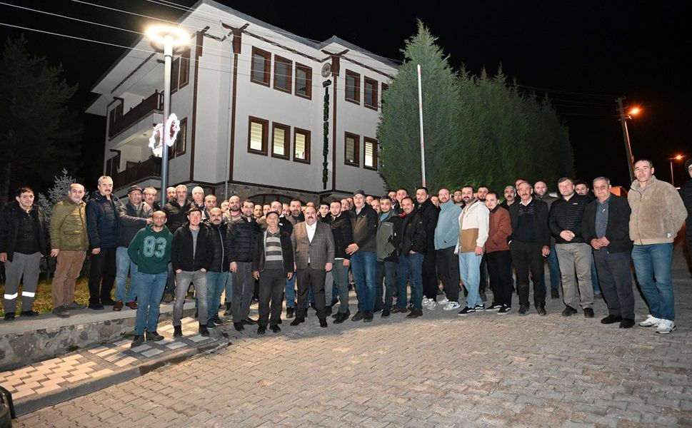 Mahalleliden Başkan Hamamcı'ya teşekkür ziyareti