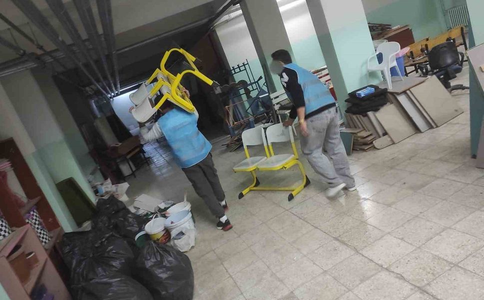 Yükümlüler ara tatilde 6 okulu temizledi