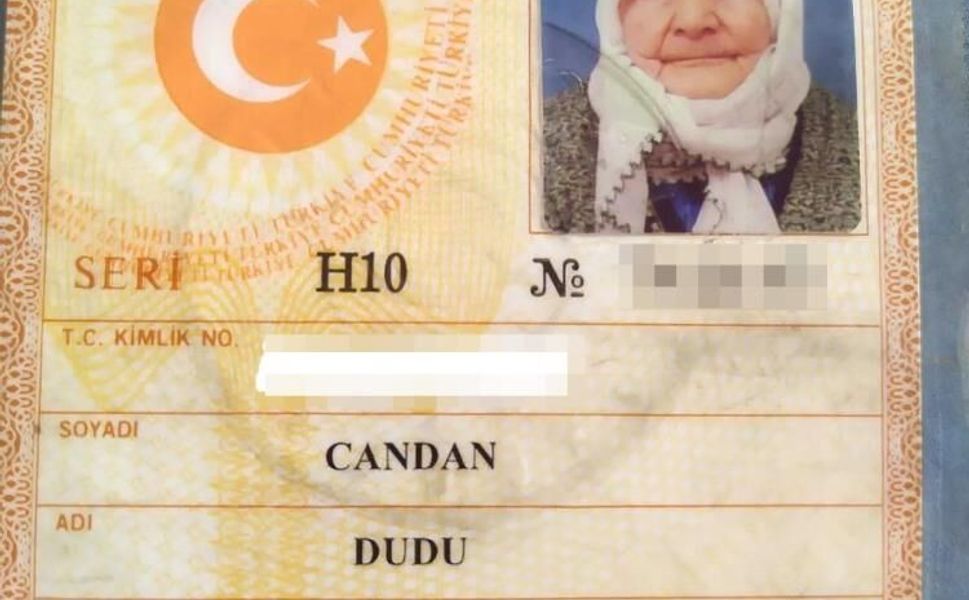 Asırlık çınar Dudu Teyze, iki devri birden yaşadı