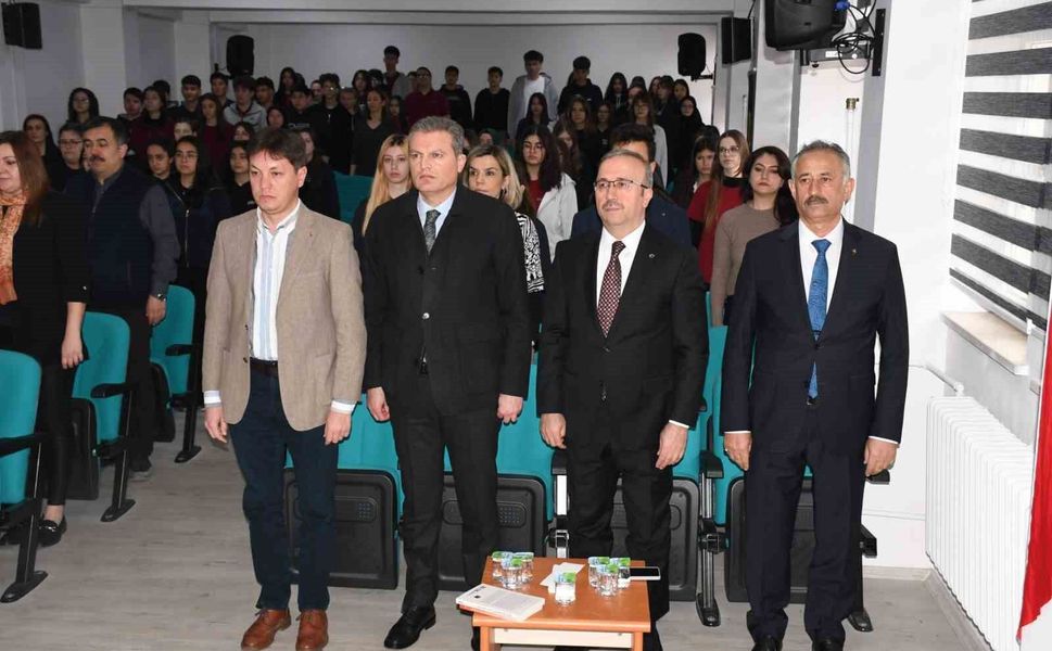 Anadolu Mektebi'nde Sabahattin Ali rüzgarı esti