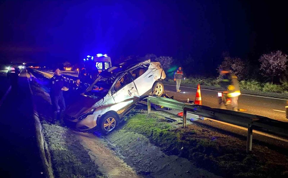 Ankara-Eskişehir Yolu üzerinde kaza: 2 ölü, 4 yaralı