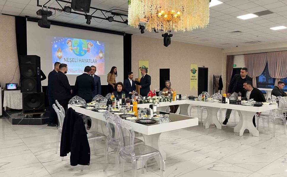 Eskişehir'de çocuk evleri sakinlerine gönül sofrası