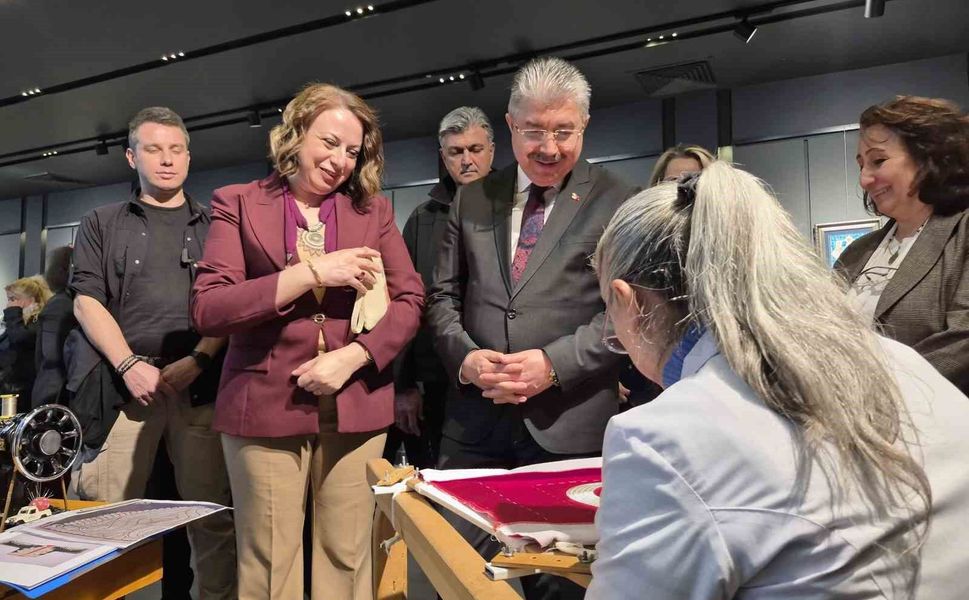 Eskişehir'de 'Emeğin En Kıymetli, Kadın' sergisi kapılarını açtı