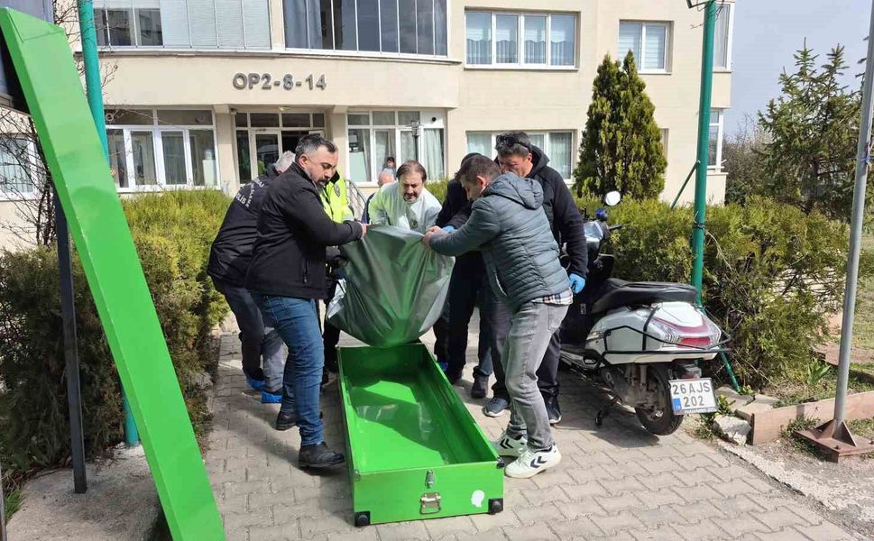 Eskişehir'de yaşlı kadının şüpheli ölümü