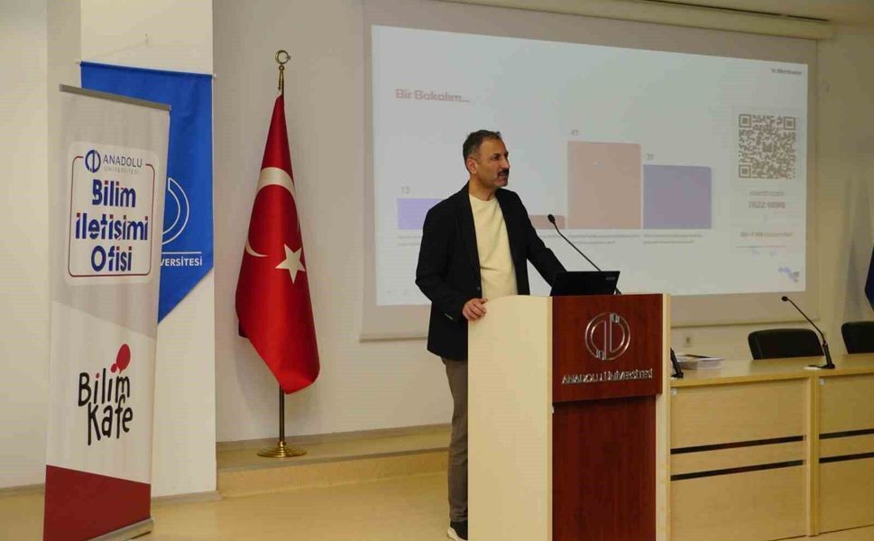 Gençler 'IBAN Kullanımı ve Bilişim Suçları' konusunda bilgilendirildi