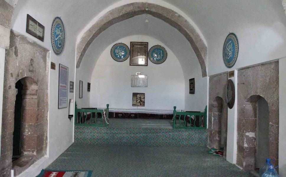 Mimariden tasavvufa: Mahperi Hatun'un Şeyh Turesan ile bıraktığı izler