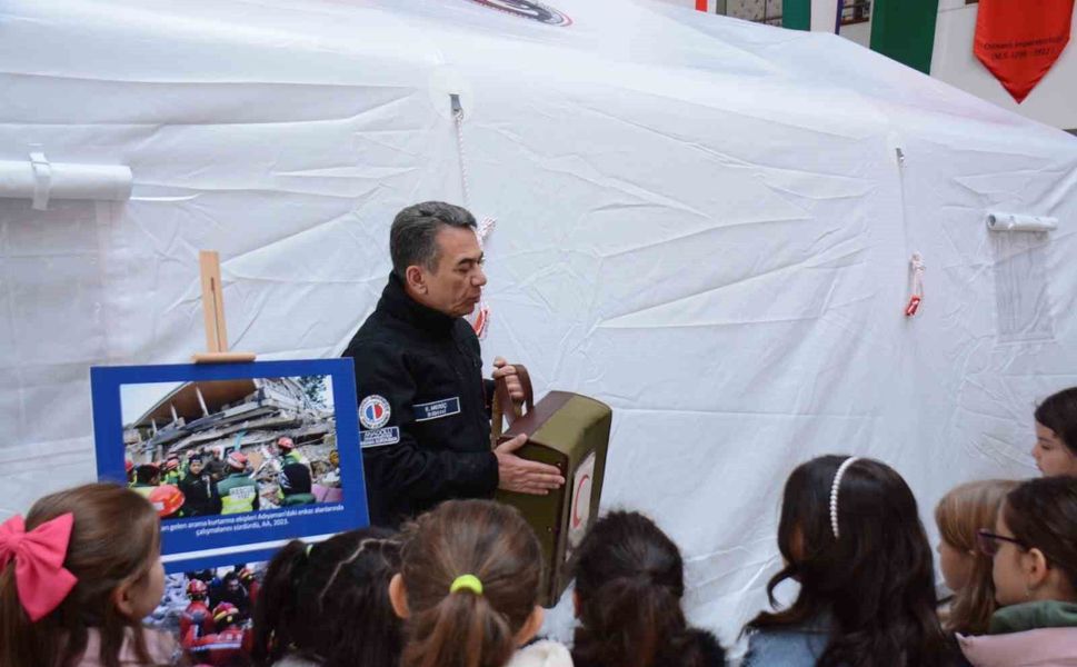 Miniklere afet bilinci aşılandı