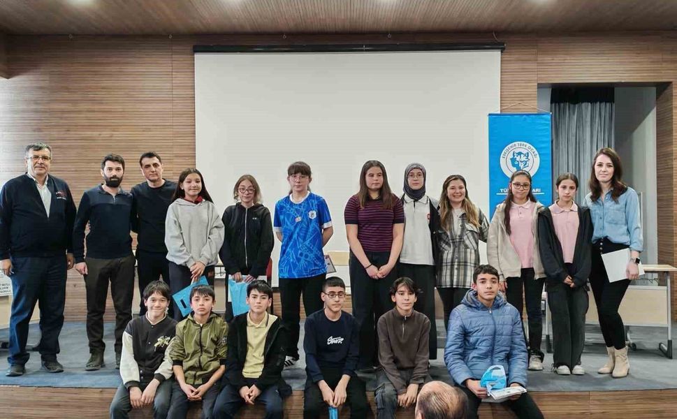 Ortaokullar arası millî kültür bilgi yarışması