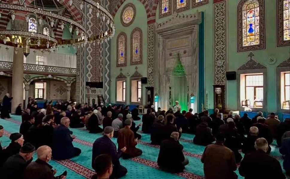 Reşadiye Camii'nde 18 Mart Şehitleri Anma Programı düzenlendi
