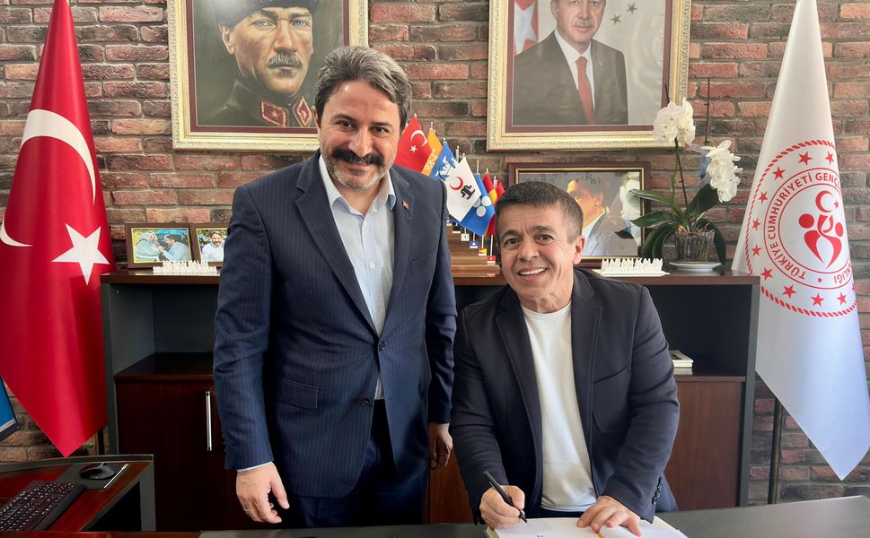 Dünya ve Olimpiyat Şampiyonu Halil Mutlu'dan GSB İl Müdürü Hasan Kalın'a Ziyaret